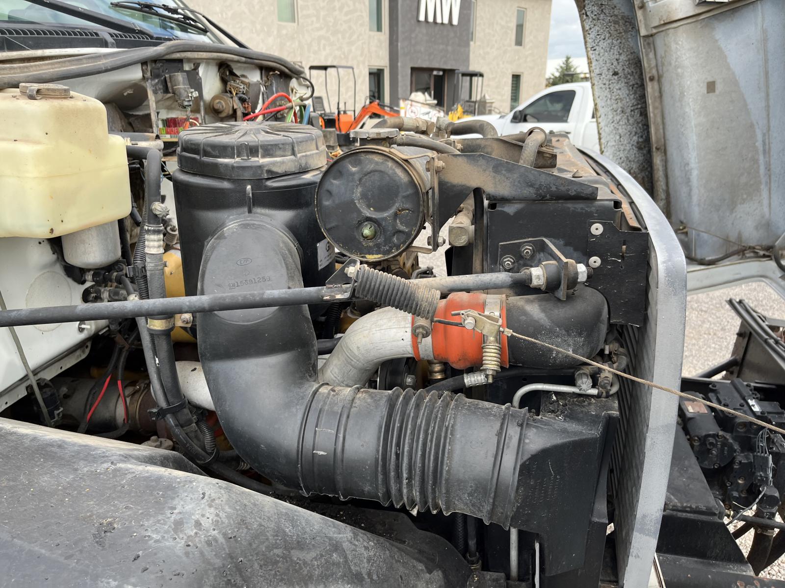 ./imagenes/INVOICE/2019/16599/CAMION PETROLIZADOR GMC TOPKICK (15).JPG